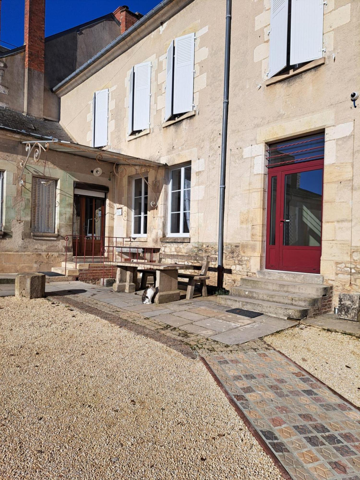 Bed and Breakfast Au P'Tit Gueul'Ton à Les Aix-d'Angillon Extérieur photo